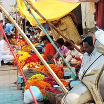 Mercato dei fiori in Rajastan (India)